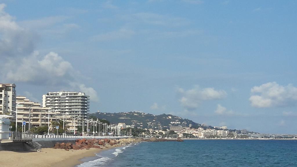 Agreable Chambre D'Hote A 50M De La Mer Cannes Extérieur photo